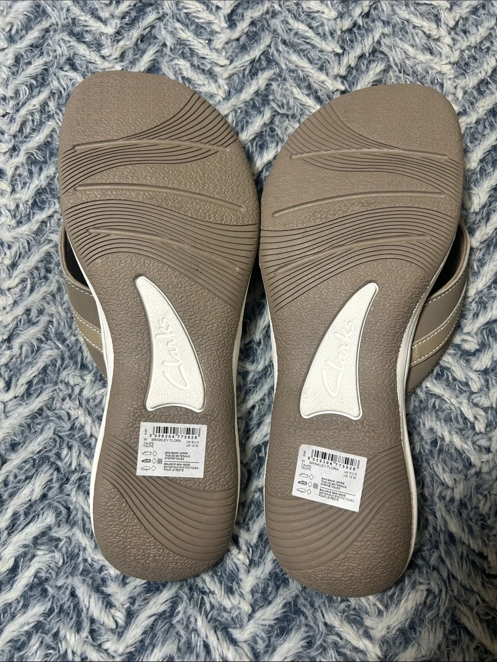 Clarks Women's Cloudsteppers Brinkley Flora Taupe Slip-On Thong Sandals